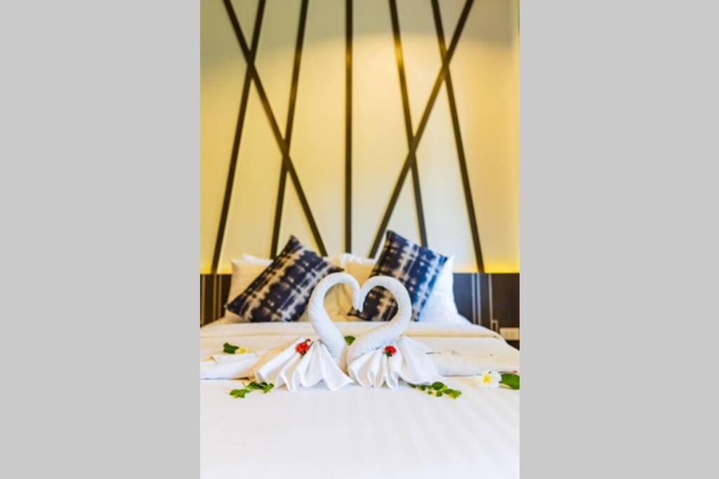 Honeybee Pool Villa Smooth As Silk Ао Нанг Экстерьер фото